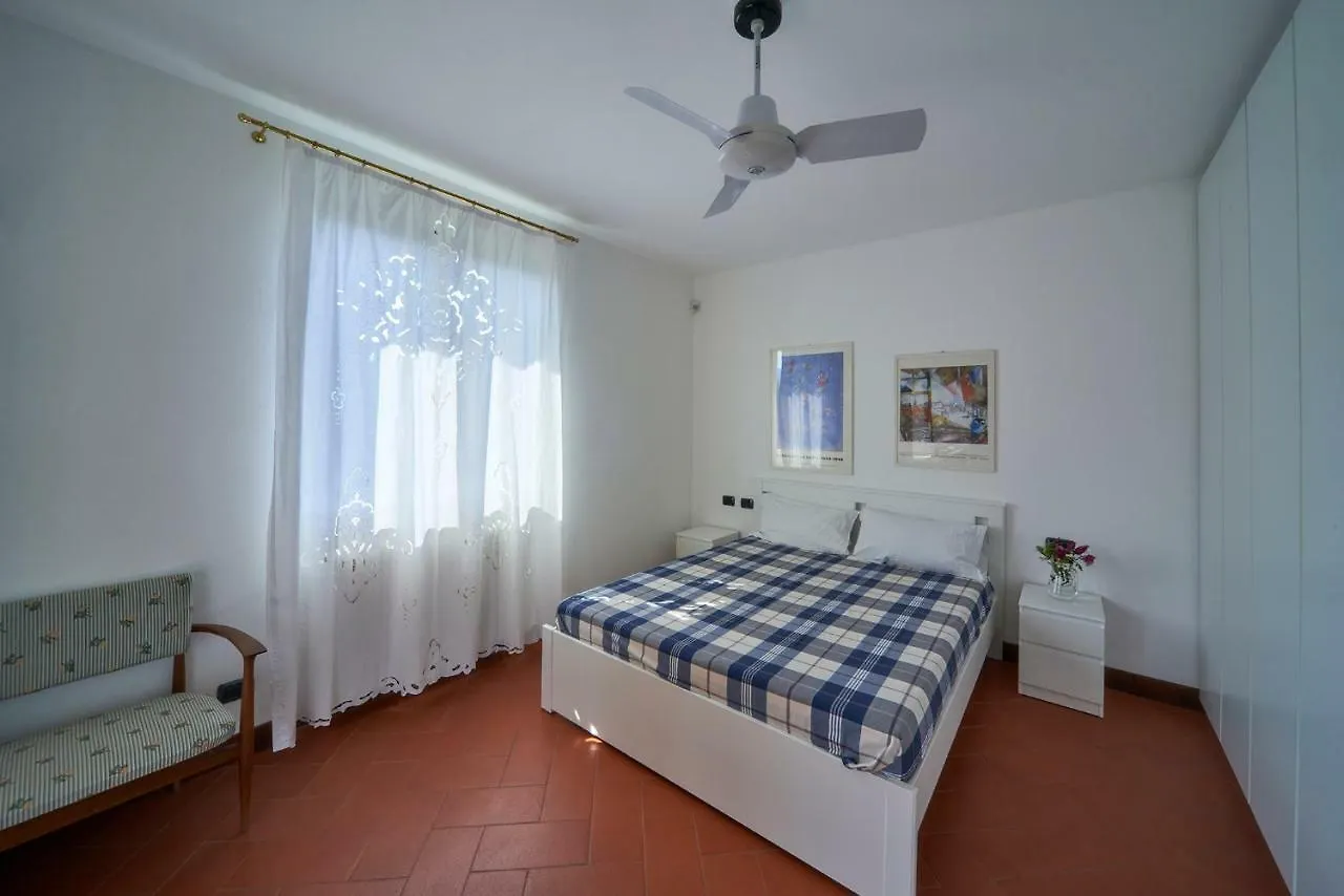 Breezeway Home Lierna