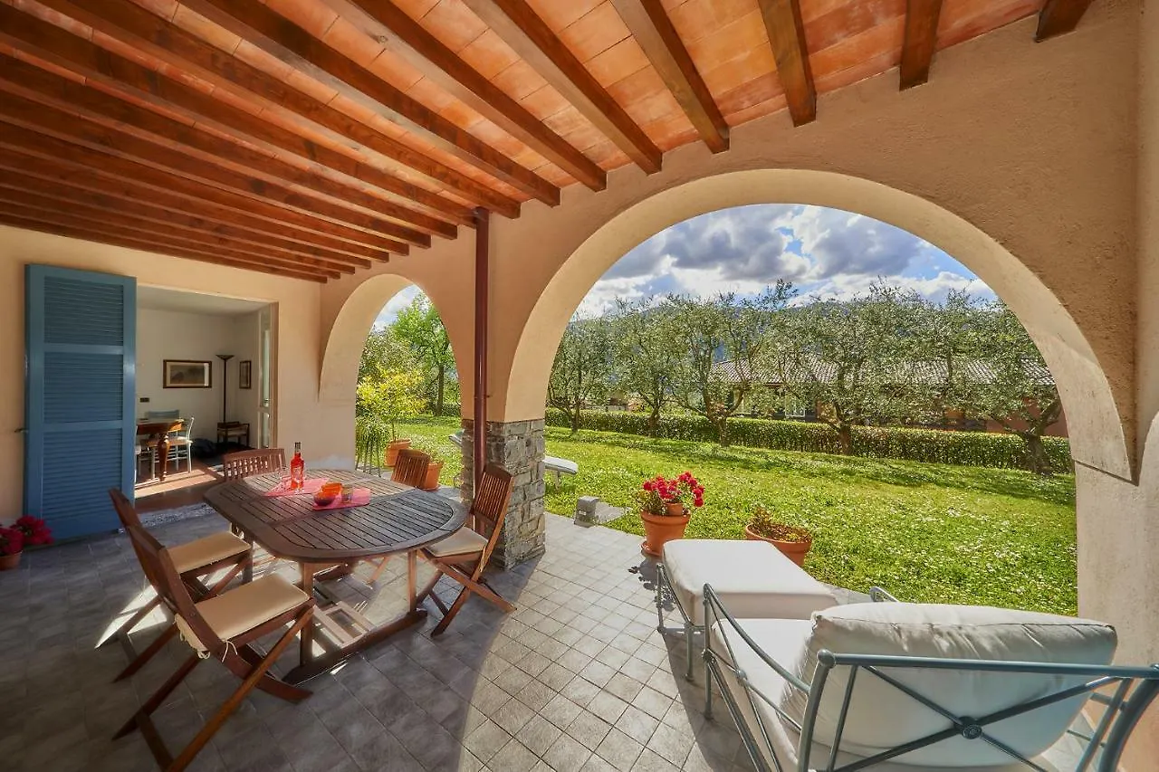 Villa Breezeway Home Lierna